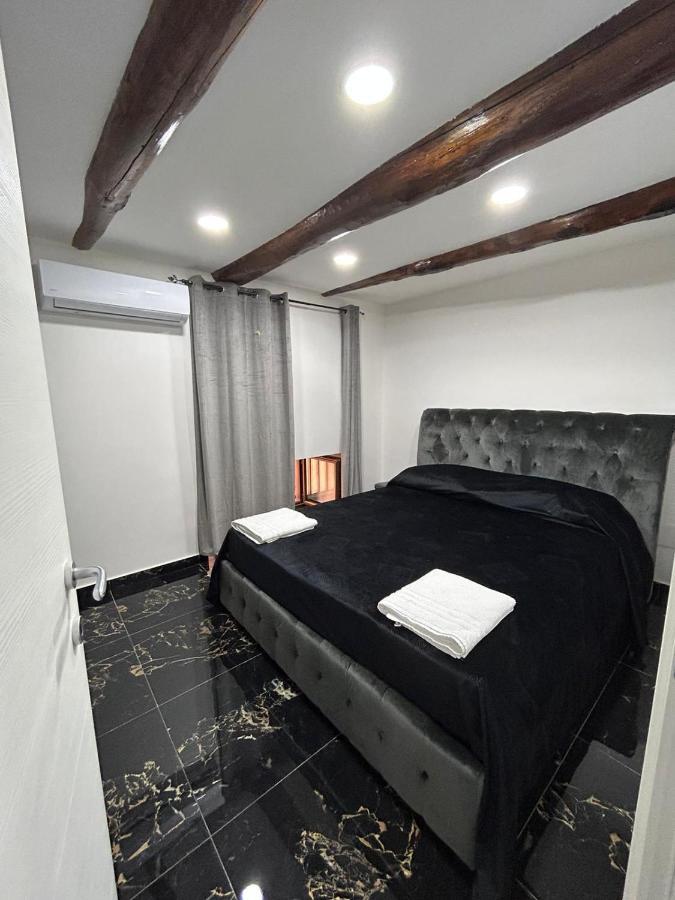 Giovanni Luxury Suites Neapol Zewnętrze zdjęcie