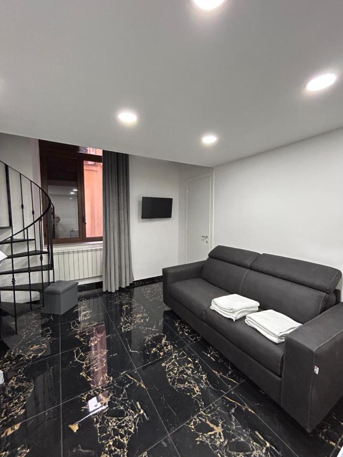 Giovanni Luxury Suites Neapol Zewnętrze zdjęcie
